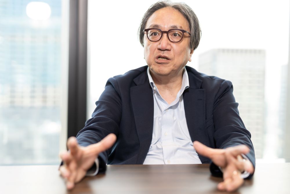 Horiuchi explains the background of the collaboration